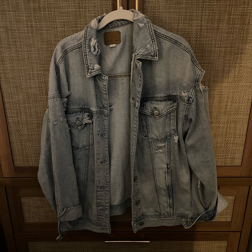 American Eagle Outfitters Men's Light Blue Distressed Jacket